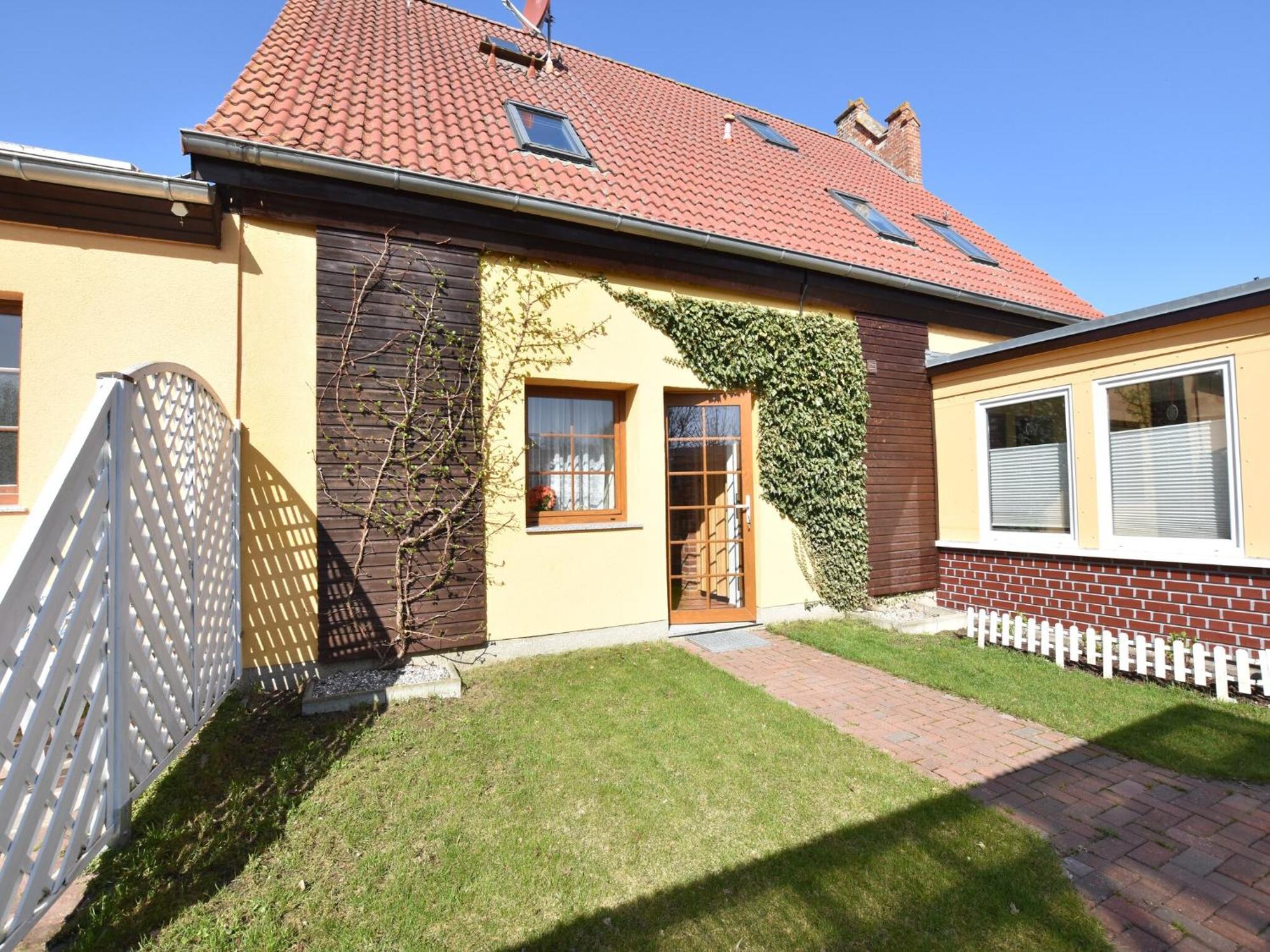 Cozy Apartment In Rerik With Sea Near Екстер'єр фото